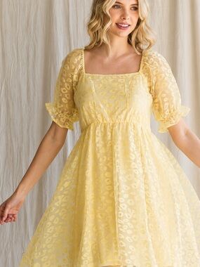 JODIFL Pale Yellow Square-Neck Midi Dress with Puff Sleeves